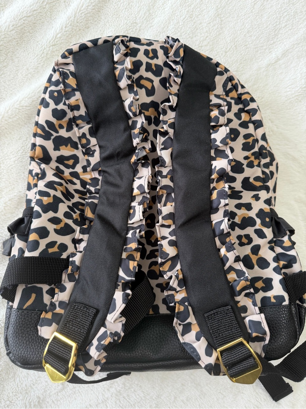 NWOT Posh Peanut Leopard Print Ruffle Diaper Backpack Bag w/ Black & Teal Accent - Picture 3 of 4